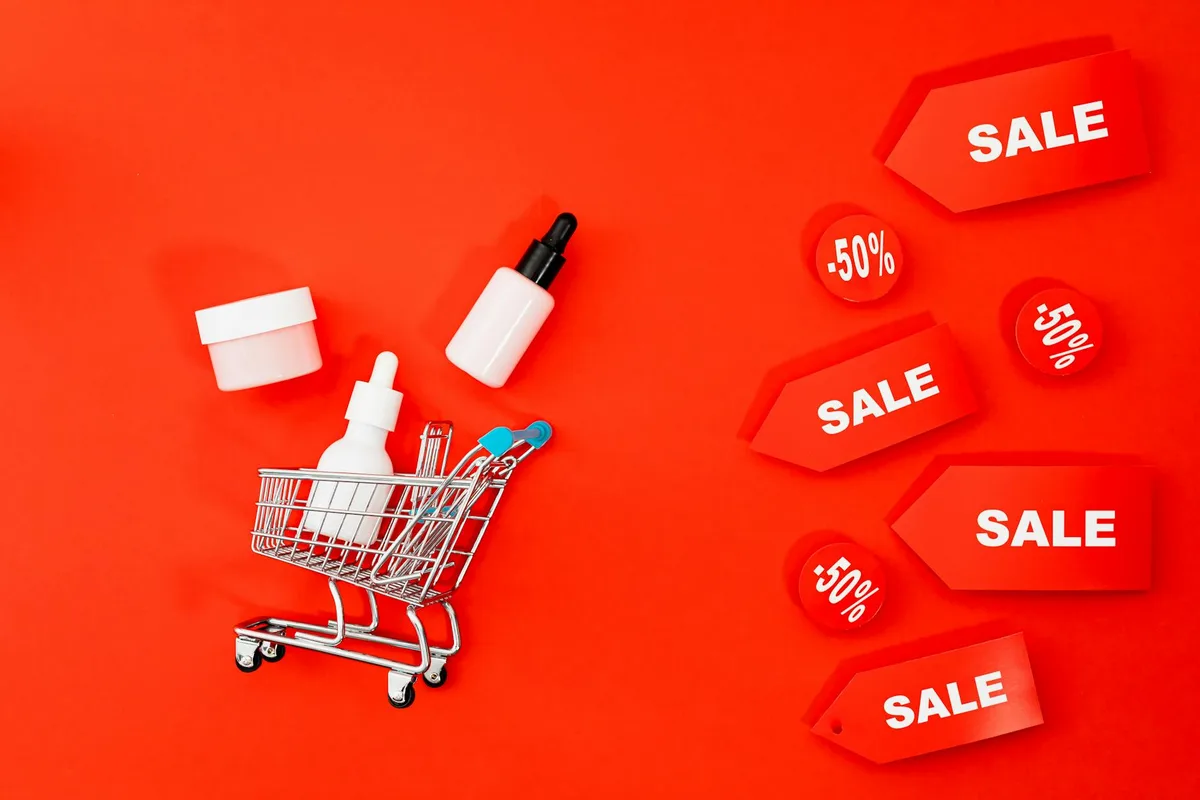Adding a new product listing in Shopee Malaysia Seller Centre showing title, price, and photo upload fields